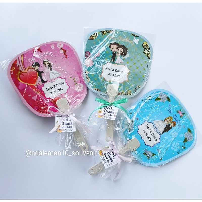 Souvenir kipas wedding