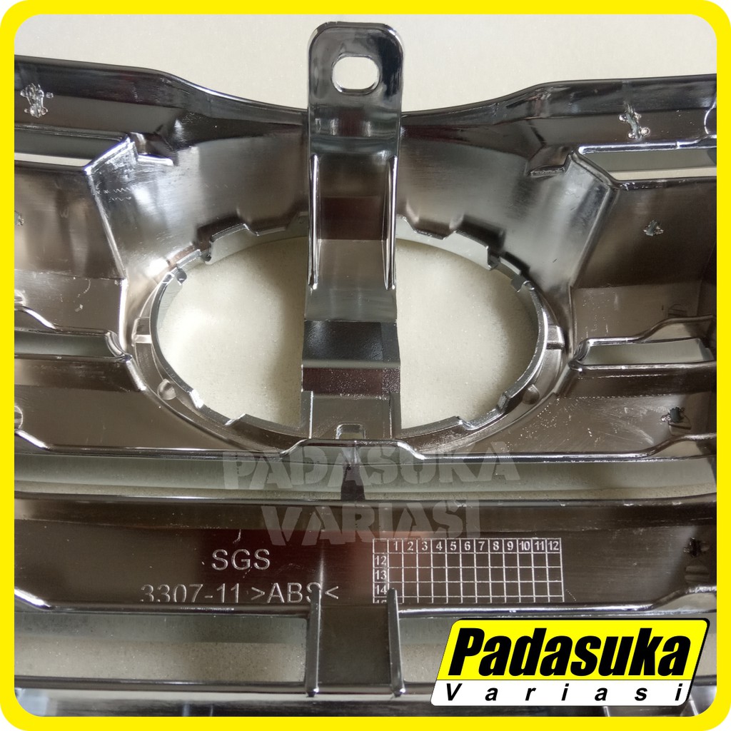 Grill Rambang Grand Innova Full Chrome 2011