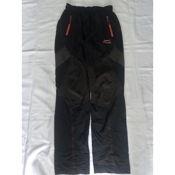 celana outdoor Slazenger original hitam good condition