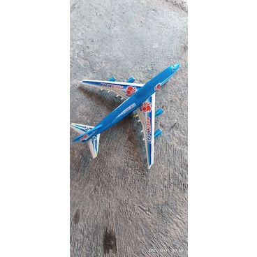 MAINAN PESAWAT LION AIR