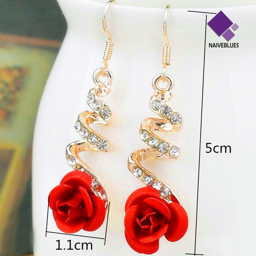 Anting Kait Gantung Wanita Desain Mawar Merah Hias Berlian Imitasi Untuk Hadiah