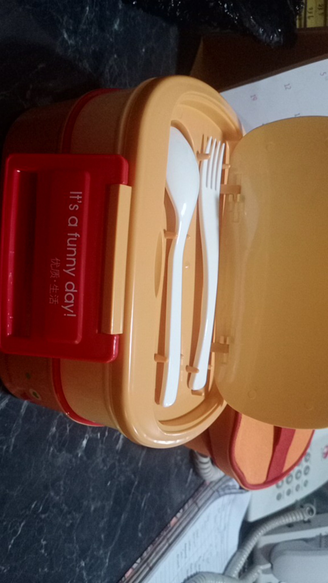 Tempat Makan Praktis Yooye 591 Orange & Green