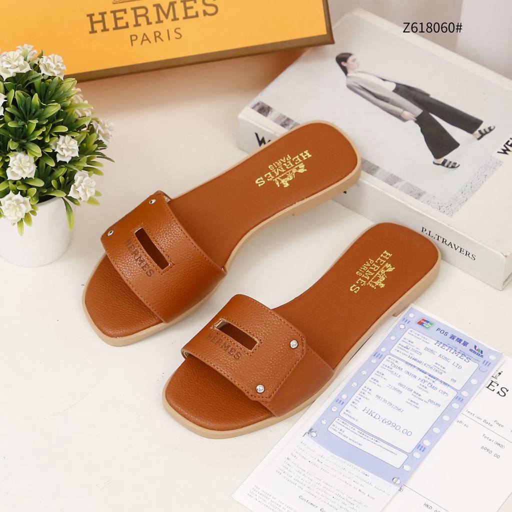 Paris Slides Sandal Wanita Z618060