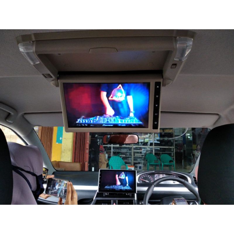 TV Plafon Enigma 8 in Monitor