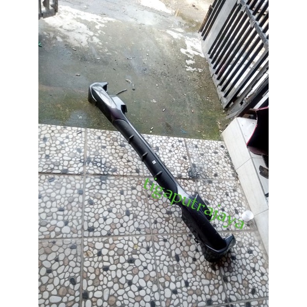 bodykit belakang agya 2018