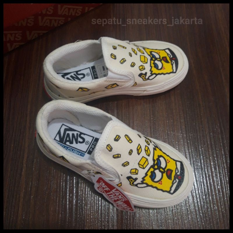 Sepatu Anak Vans Motif Spongebob Warna Cream