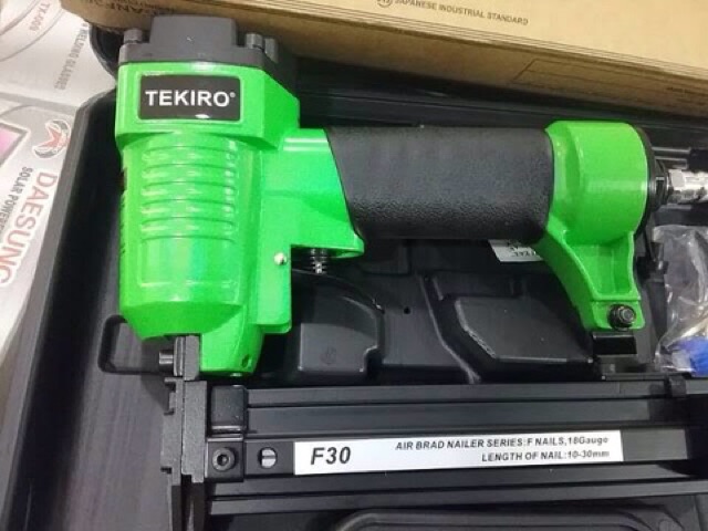 TEKIRO Air nailer stapler Gun 1022J / Mesin Staples angin paku tembak