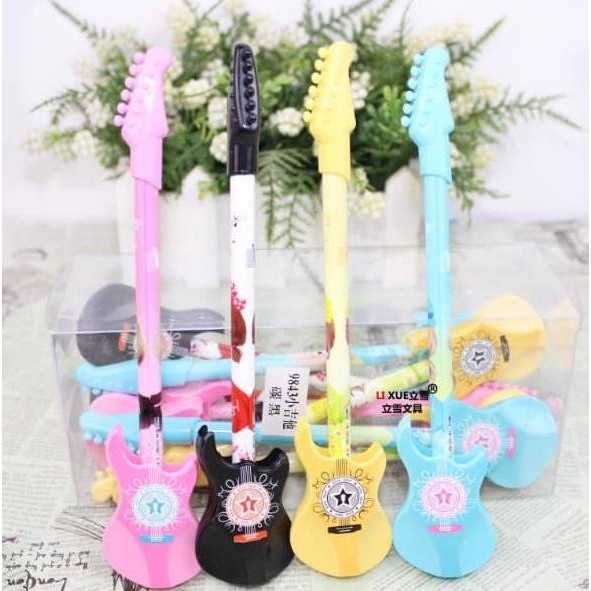 

PULPEN BERBENTUK GITAR PANJANG