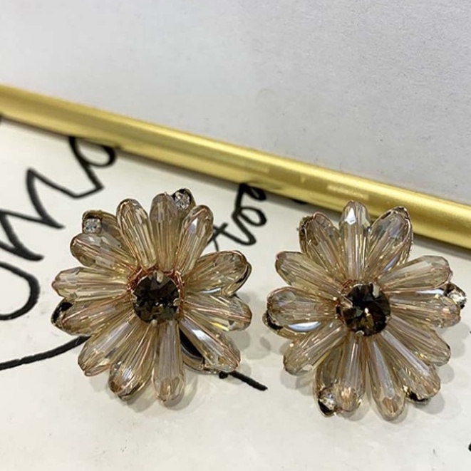 Anting 925 silver needle Desain Bunga Kristal champagne Abu-Abu anti Alergi Untuk Anak Perempuan