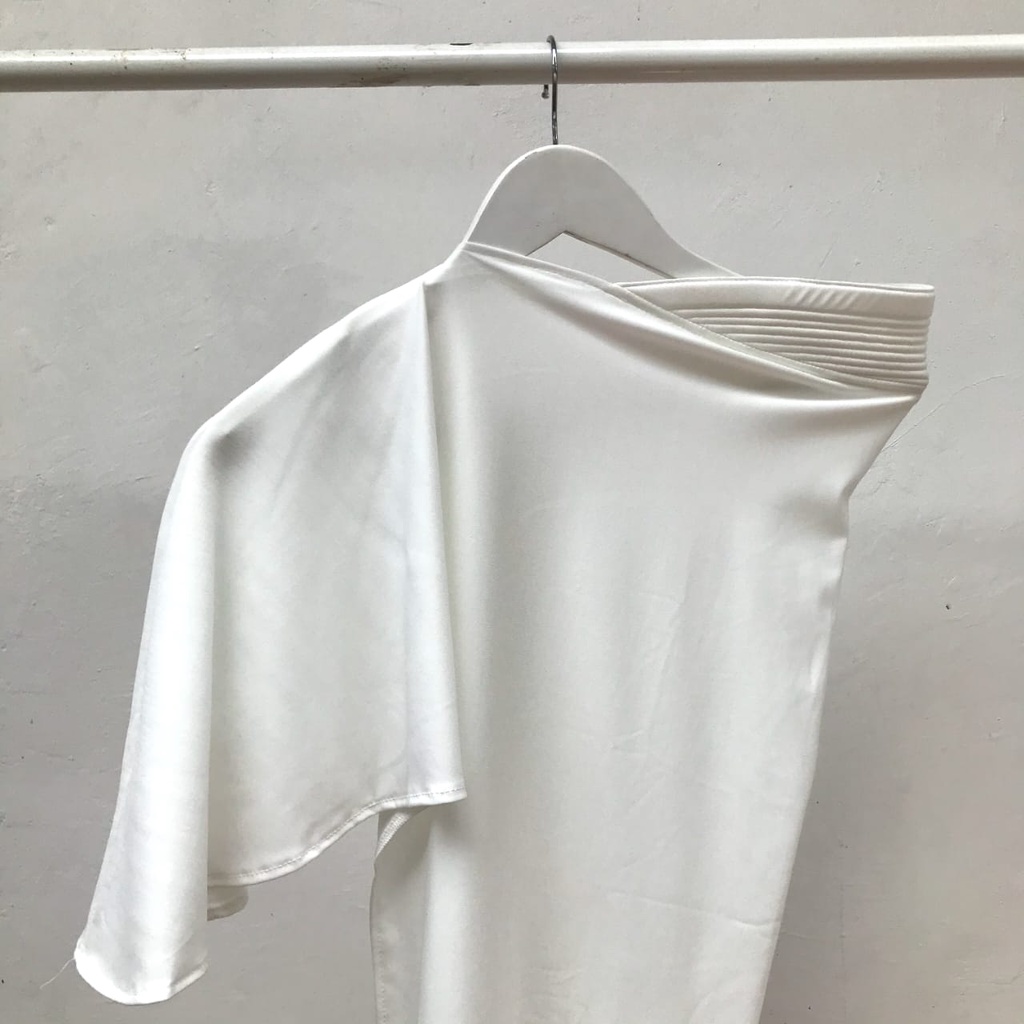 Khimar Jersey Premium / Khimar Pinguin / Khimar Jersey / Jilbab Kerudung Intant-Penguin Brokenwhite