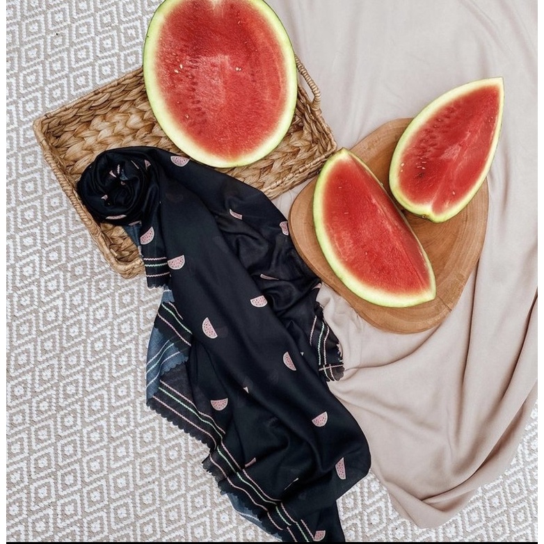 Ceria Scarf- Semangka Vanilla Hijab