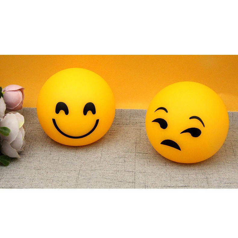 lampu emoji/lampu smile/lampu LED/lampu hias(random)