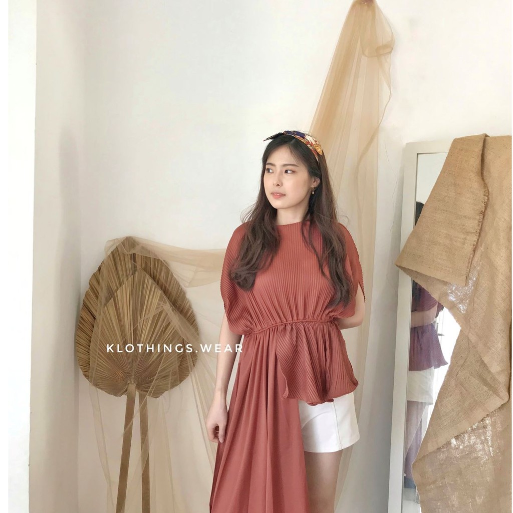 THEA PLEATS TOP