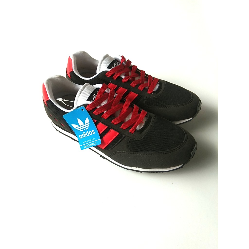 Sepatu Adidas7 Neo Racer Sepatu Sneakers Pria dan Wanita Sepatu Sport Warna Hitam Stripe Merah COD
