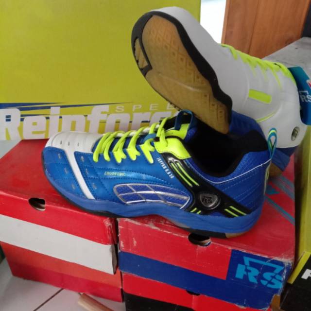 Sepatu badminton RS jeffer R 820 obral minus bonus kaos madura GO