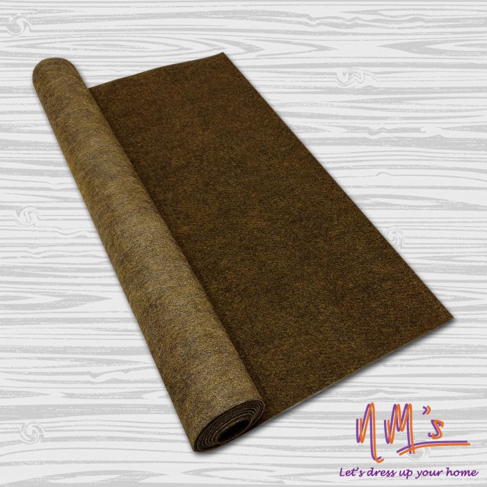 TIKAR-KARPET- KARPET NON WOVEN SALUR POLOS BLUDRU BRUDU ALAS LANTAI DUDUK PAMERAN - COKLAT TUA