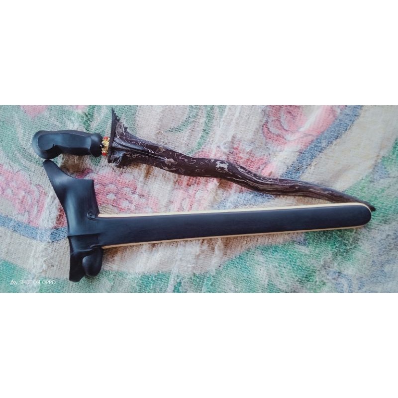 keris seselet
