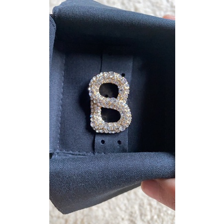 buttonscarves brooch