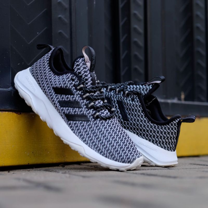 Adidas Cloudfoam Super Flex &quot;Oreo&quot;