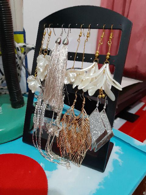 Stand Holder Display Anting Bahan Plastik Dengan 48 Lubang