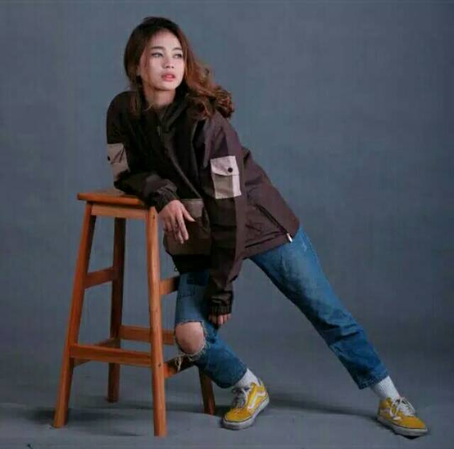 Jaket Cagoule Wanita Coklat