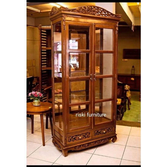 Lemari pajangan Palembang jati ukir kaca