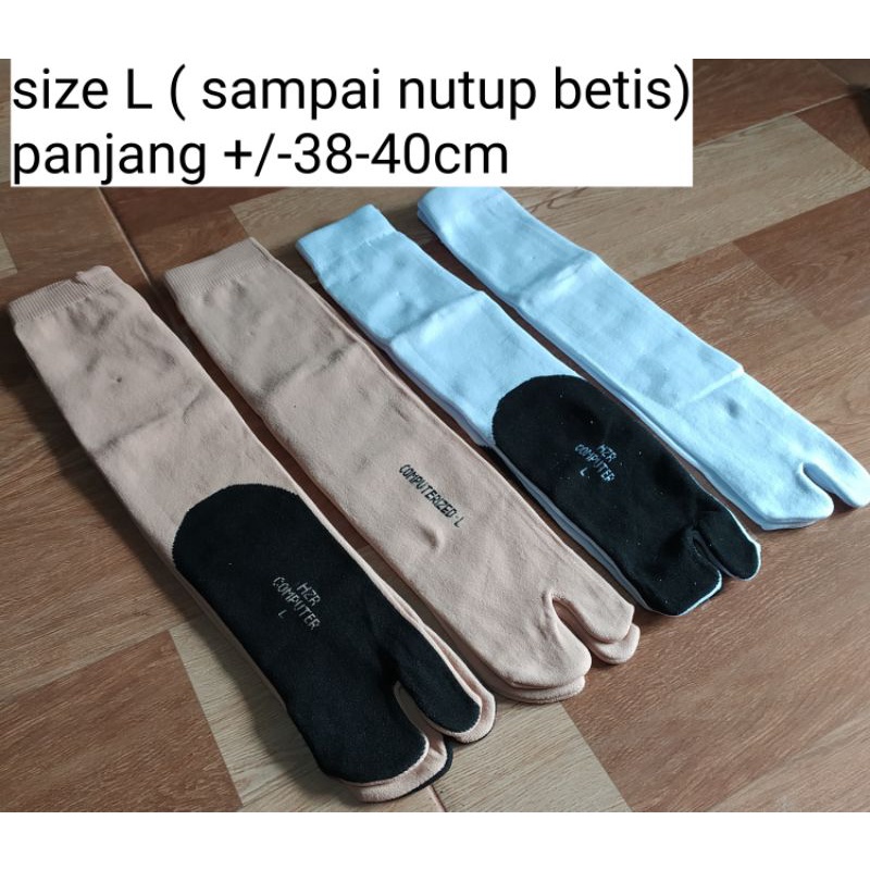 Kaos kaki jempol ukuran L panjang sampai bawah lutut