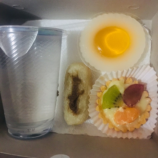 

Snackbox 3 jenis kue + minum