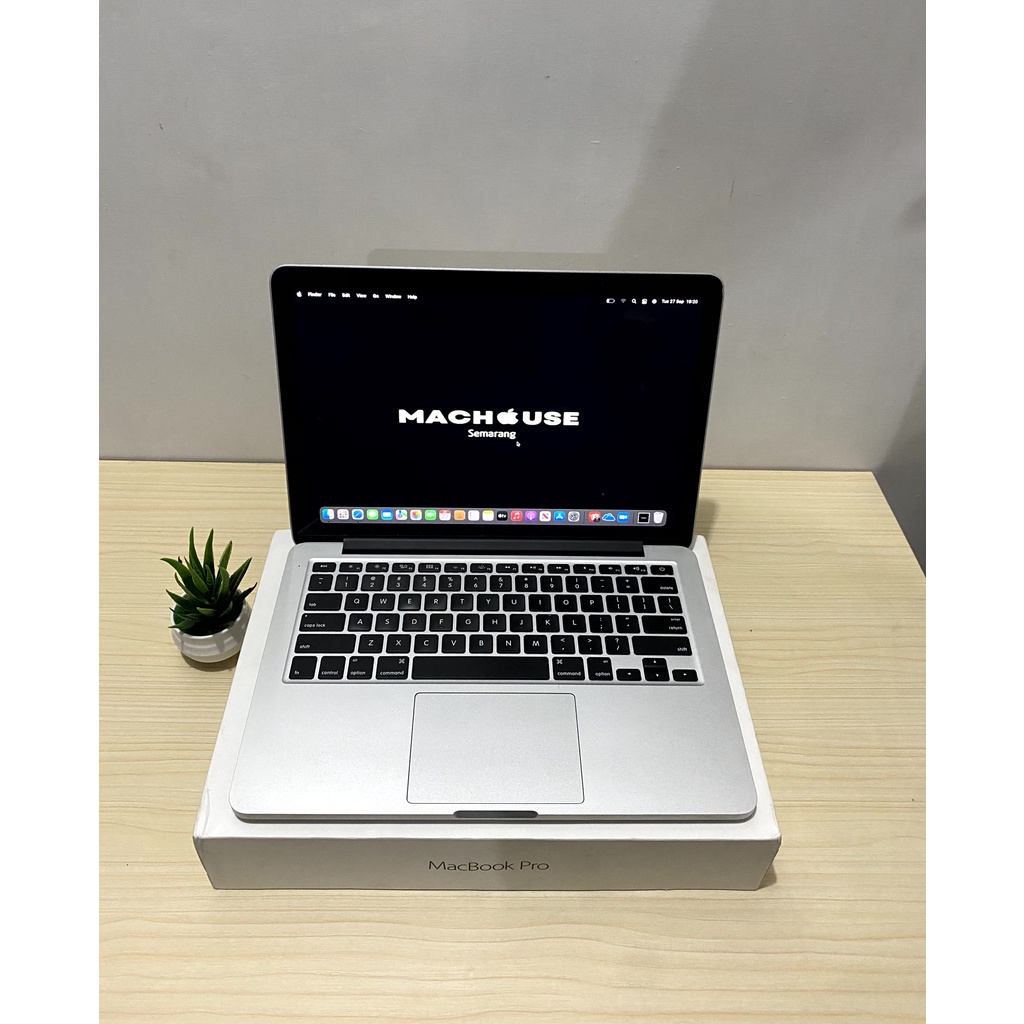Macbook Pro Retina 13 Inch 2015 Core i5 Ram 8Gb Ssd 512Gb Fullset