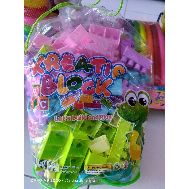 

Kreatif Blocks Besar