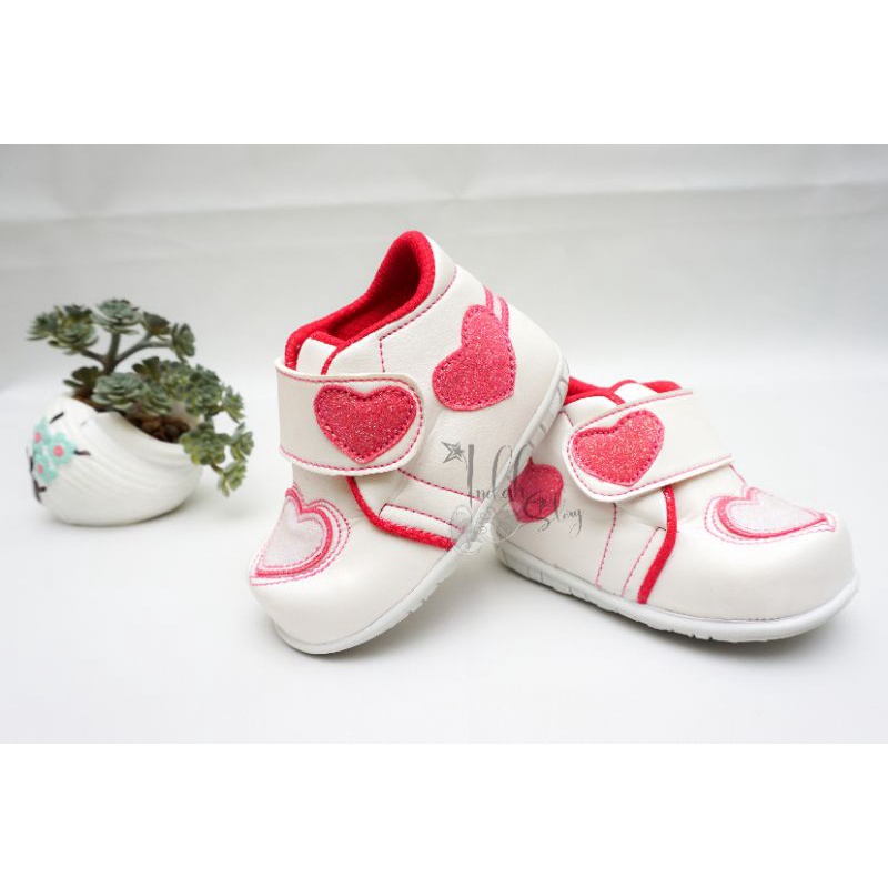 SEPATU ANAK PEREMPUAN SEPATU ANAK LOVE SEPATU BOOTS ANAK PEREMPUAN