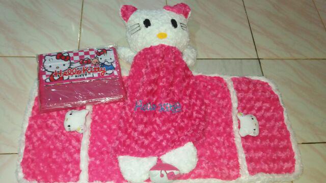 Sarung Galon Karakter