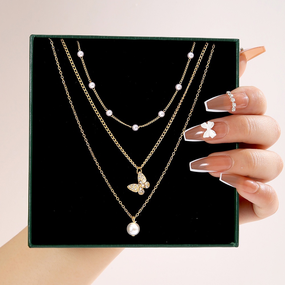 AY(CN) Butterfly Kalung Choker Rantai Emas Multilayer Dengan Liontin Kupu-Kupu Aksen Mutiara Untuk Wanita