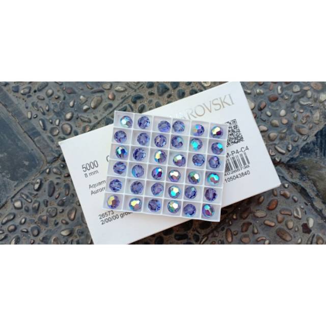 SWAROVSKI BULAT 8 MM TANZANITE