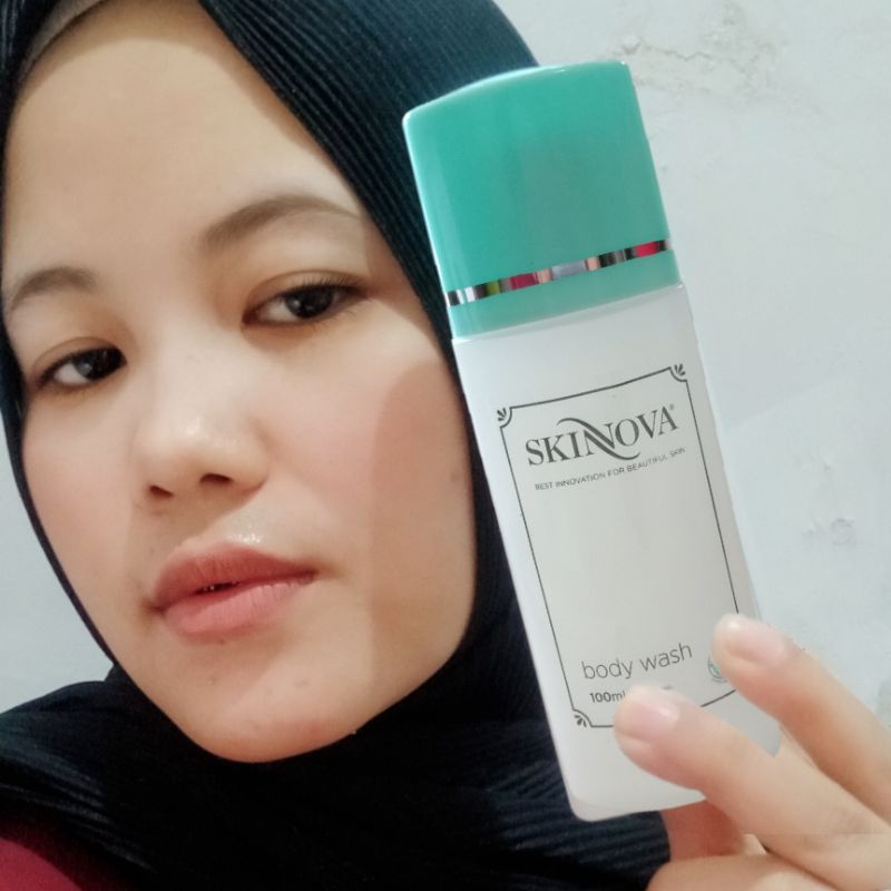 skinova body wash
