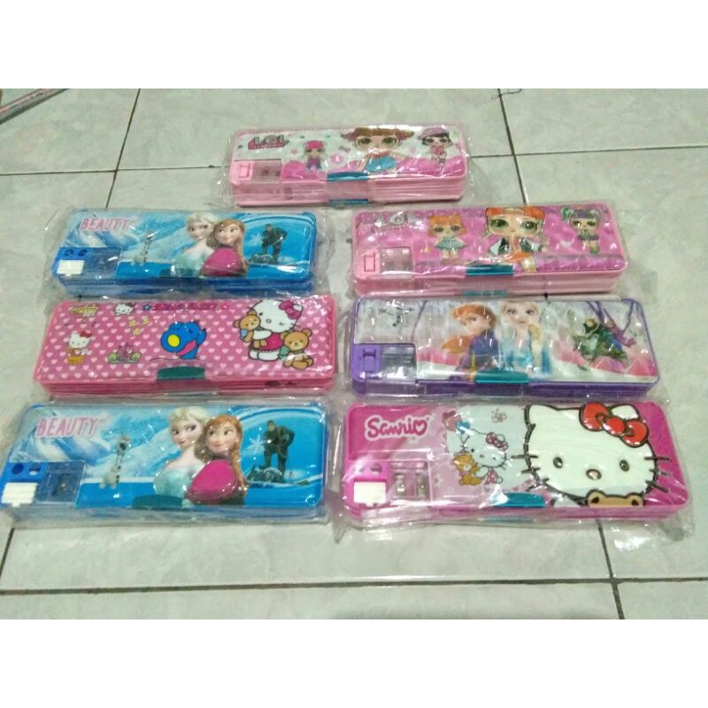 

Tempat pensil anak karakter cewek