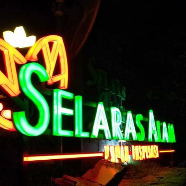 Jual Tulisan Huruf Timbul Signage Nyala Lampu Led Bahan Acrylic Indonesia