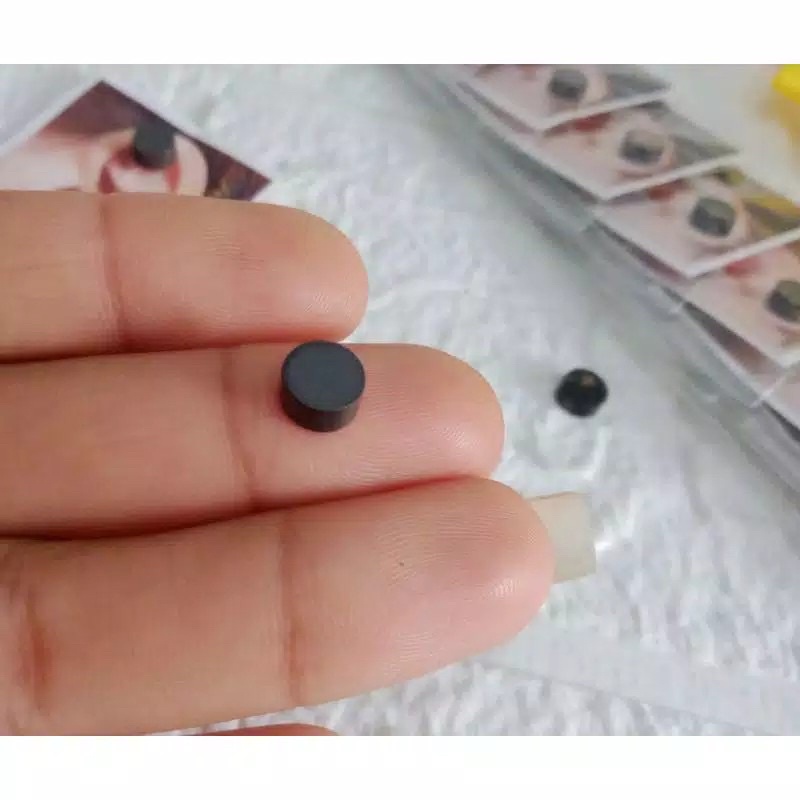 Anting Magnet Bulat Hitam 12pc Grosir Tanpa Lubang BTs