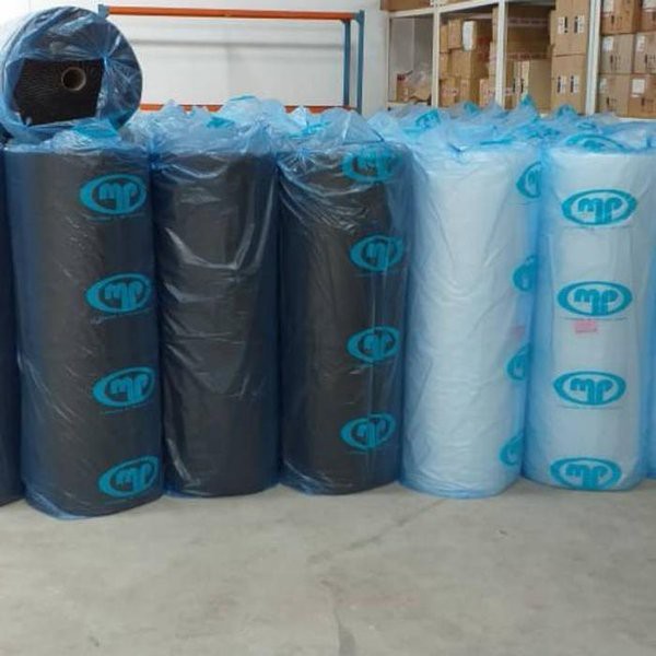 

HJK BUBBLE WRAP TEBAL MURAH MP 3,3 Kg ukuran 50m x 125cm / BUBBLEWRAP MURAH
