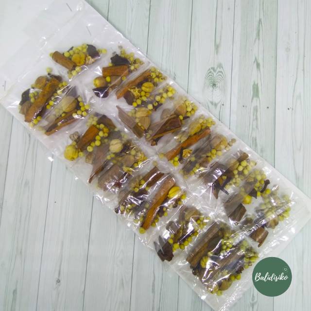 

Bumbu Sop Untuk Merebus Daging 20 Sachet 150 gr