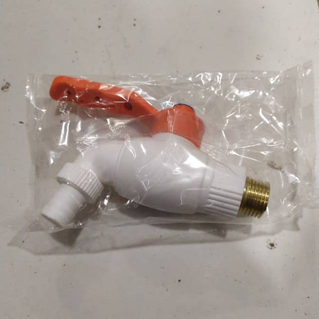 Kran Air Plastik Kuningan | by Soligen