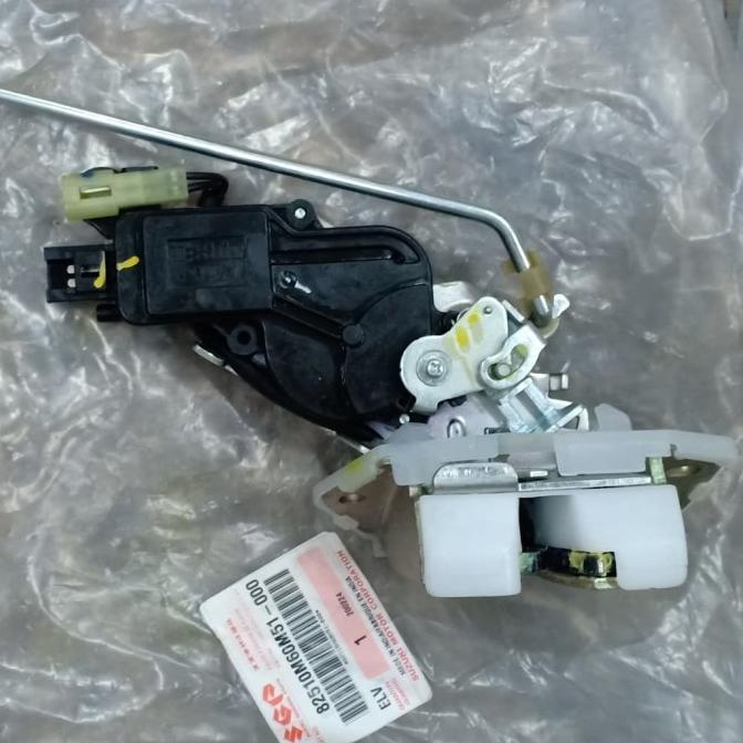 Door lock bagasi ertiga