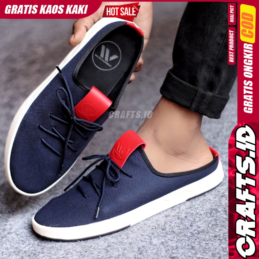 CRAFTS SUARES Sandal Sepatu Bustong Slop Hitam