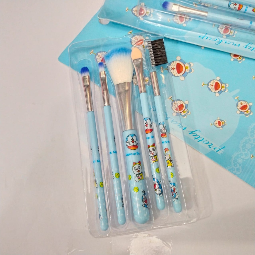 Set Alat Makeup Brush Karakter Lucu Style Fashion Kekinian