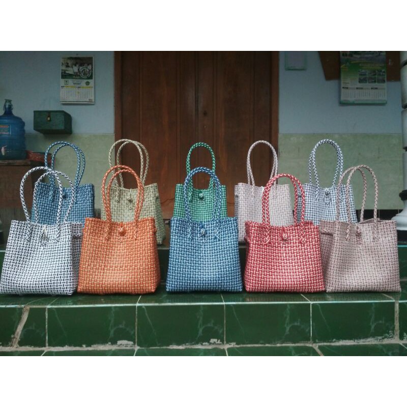 tas anyam plastik jali lurik size M