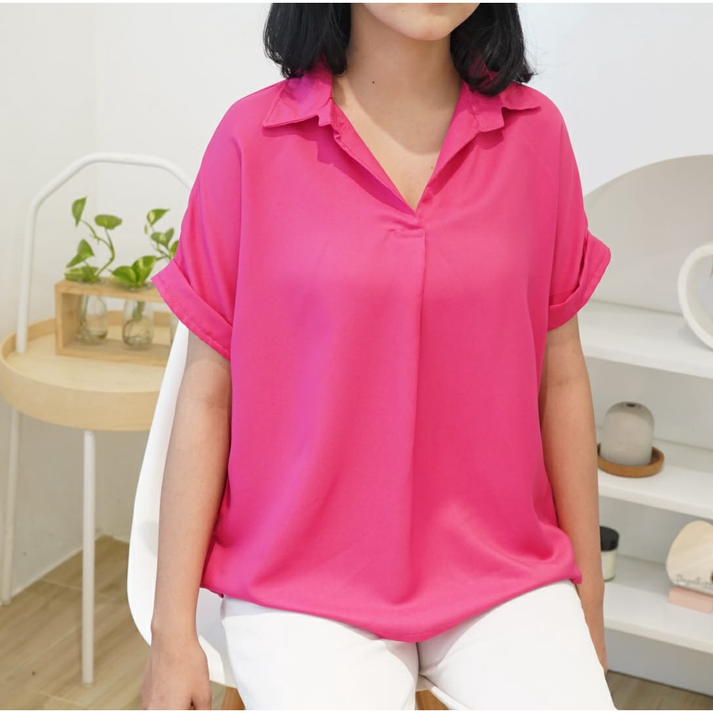 BEFAST - ZFS OOTD Kemeja SEONA / SHAKILA TWILL SHASHA BLOUSE / Atasan Lengan Pendek / Blouse Kerah V / Pakaian Wanita Modis / Blouse Wanita Casual / Keluaran Terbaru / Blouse Polos Formal / Fashion Kerja Wanita / Terlaris