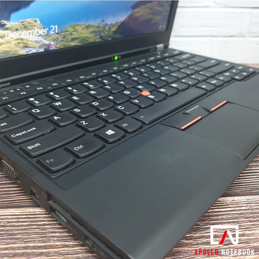 Laptop Lenovo Thinkpad X230 Intel Core i3 - Second Murah Bergaransi