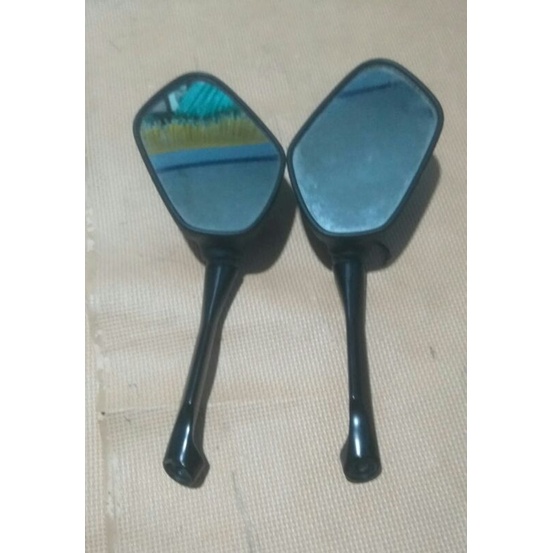 spion Honda CBR150R old