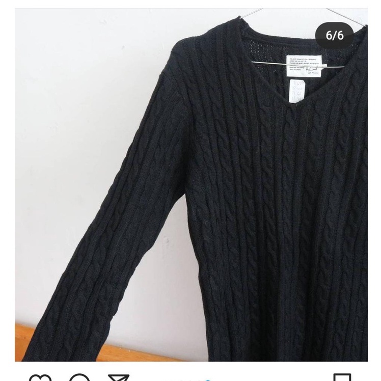 uniqlo navy sweater + azul black sweater