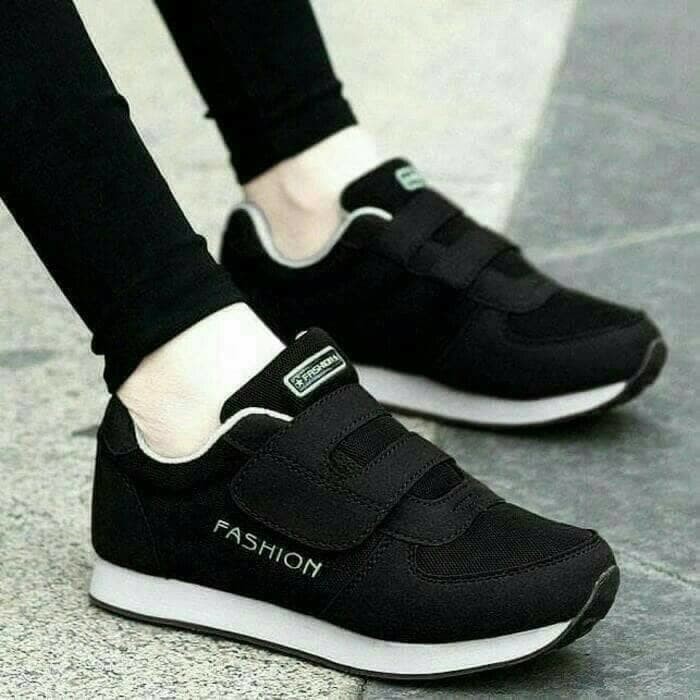 Amazeus Mega Sepatu Wanita Kets Olahraga Kasual Casual Poxing Prepet Polos Simple Sporty Murah Putih
